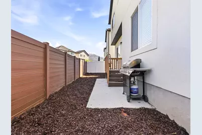 423 E 360 N, Vineyard, UT 84059 - Photo 30