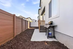 423 E 360 N, Vineyard, UT 84059 - Photo 30