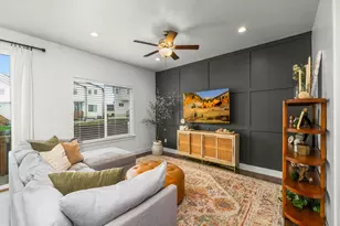 423 E 360 N, Vineyard, UT 84059 - Photo 6