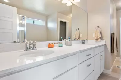 1295 E Granite Peak Rd, Eagle Mountain, UT 84005 - Photo 20