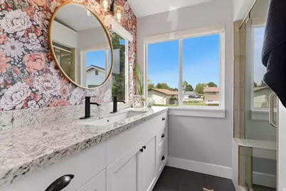 3865 River Valley Dr, Riverdale, UT 84405 - Photo 16