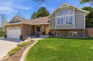 3865 River Valley Dr, Riverdale, UT 84405 - Photo 2