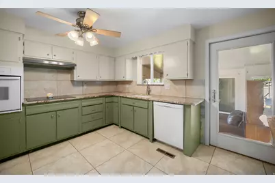 3233 S Jean St W, Magna, UT 84044 - Photo 8