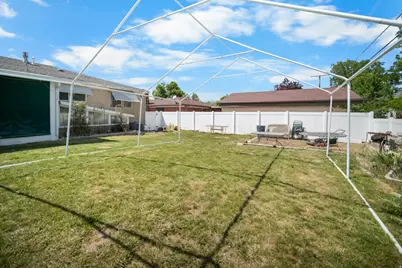 3233 S Jean St W, Magna, UT 84044 - Photo 30