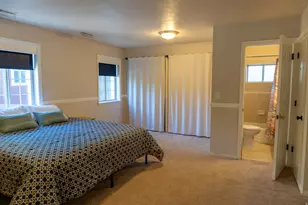 4505 S Holladay Cir E, Holladay, UT 84117 - Photo 12