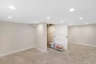 247 E 100 N, Kaysville, UT 84037 - Photo 20