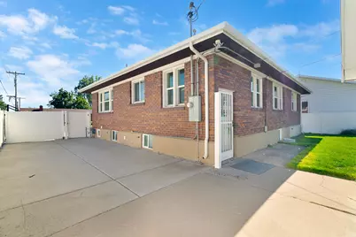 247 E 100 N, Kaysville, UT 84037 - Photo 28