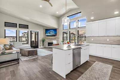 1121 W Helling Cir #302, Heber City, UT 84032 - Photo 4