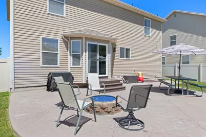 2112 E Cassidy Way, Eagle Mountain, UT 84005 - Photo 38