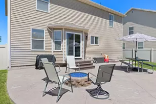 2112 E Cassidy Way, Eagle Mountain, UT 84005 - Photo 38