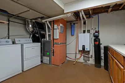 2580 E 2100 S, Salt Lake City, UT 84109 - Photo 32