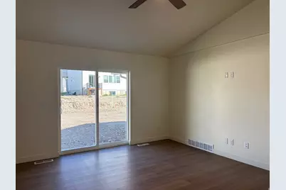 1428 N Baen Way #241, Tooele, UT 84074 - Photo 6