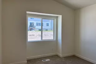 1428 N Baen Way, Tooele, UT 84074 - Photo 12