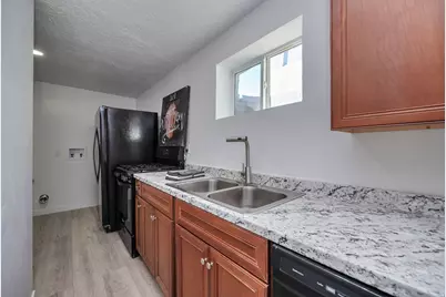 4471 S Honeywood Ln, West Valley, UT 84120 - Photo 18