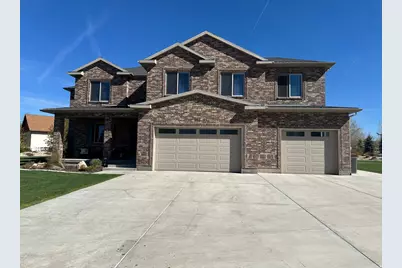 695 W Oak Cir S #B16, Francis, UT 84036 - Photo 1