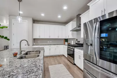 11672 S Willow Walk Dr W, South Jordan, UT 84009 - Photo 10