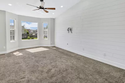 5467 S 4125 W, Roy, UT 84067 - Photo 2