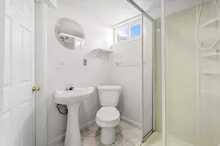 707 W 1000 S, Woods Cross, UT 84010 - Photo 16