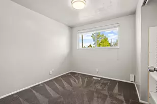707 W 1000 S, Woods Cross, UT 84010 - Photo 8