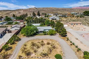 1614 S Chaparell Dr, Toquerville, UT 84774 - Photo 2