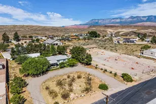 1614 S Chaparell Dr, Toquerville, UT 84774 - Photo 28