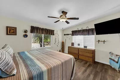 1614 S Chaparell Dr, Toquerville, UT 84774 - Photo 12
