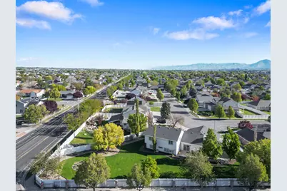 1293 W Margaret View Cir, Riverton, UT 84065 - Photo 46
