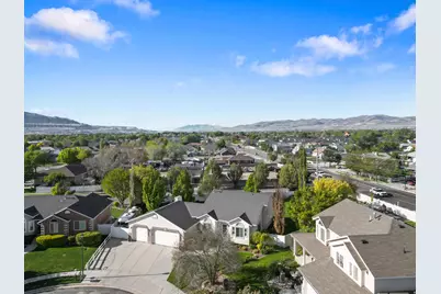 1293 W Margaret View Cir, Riverton, UT 84065 - Photo 44