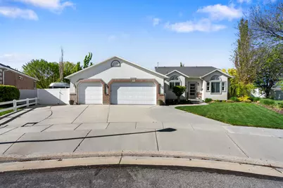 1293 W Margaret View Cir, Riverton, UT 84065 - Photo 4