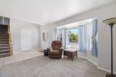 6574 S Murray Bluffs Dr, Murray, UT 84123 - Photo 4