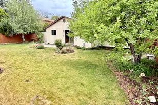 2983 E Banbury Rd, Cottonwood Heights, UT 84121 - Photo 26