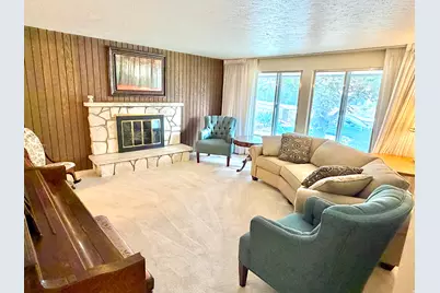 2983 E Banbury Rd, Cottonwood Heights, UT 84121 - Photo 2