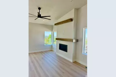 1579 E Maddies Cv, Ogden, UT 84404 - Photo 4