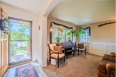 858 W Mustang Cir, Saratoga Springs, UT 84045 - Photo 4