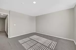 228 Birmingham Ln, North Salt Lake, UT 84054 - Photo 18