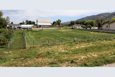 133 E 300 S, Millville, UT 84326 - Photo 2