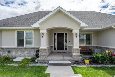 351 W Skyline Dr, Loa, UT 84747 - Photo 46