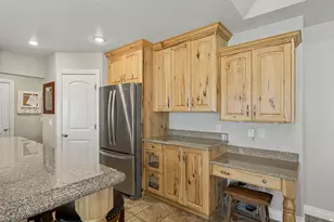351 W Skyline Dr, Loa, UT 84747 - Photo 10