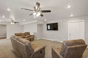 351 W Skyline Dr, Loa, UT 84747 - Photo 38