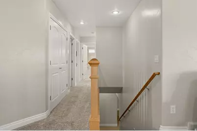351 W Skyline Dr, Loa, UT 84747 - Photo 16
