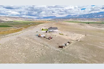 351 W Skyline Dr, Loa, UT 84747 - Photo 60