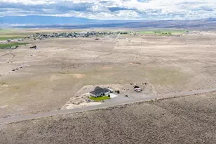 351 W Skyline Dr, Loa, UT 84747 - Photo 58