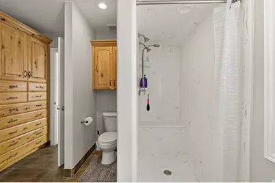 351 W Skyline Dr, Loa, UT 84747 - Photo 22