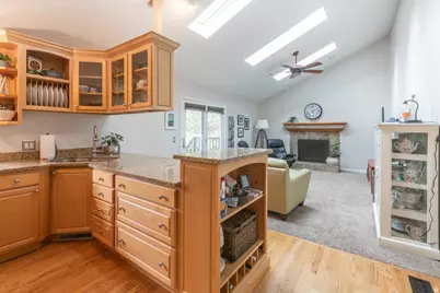 10183 S Hickory Point Dr, Sandy, UT 84092 - Photo 14