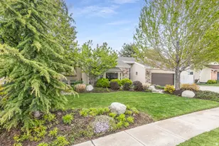 10183 S Hickory Point Dr, Sandy, UT 84092 - Photo 2