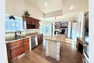 3019 N 250 W, Lehi, UT 84043 - Photo 12