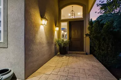 12317 S Cypress Point Way, Draper, UT 84020 - Photo 4