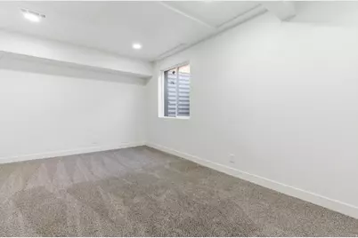 370 E 9400 S, Sandy, UT 84070 - Photo 16