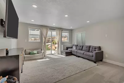 9757 N Aaron Ave, Eagle Mountain, UT 84005 - Photo 26