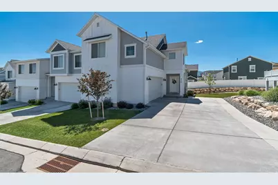 9757 N Aaron Ave, Eagle Mountain, UT 84005 - Photo 2